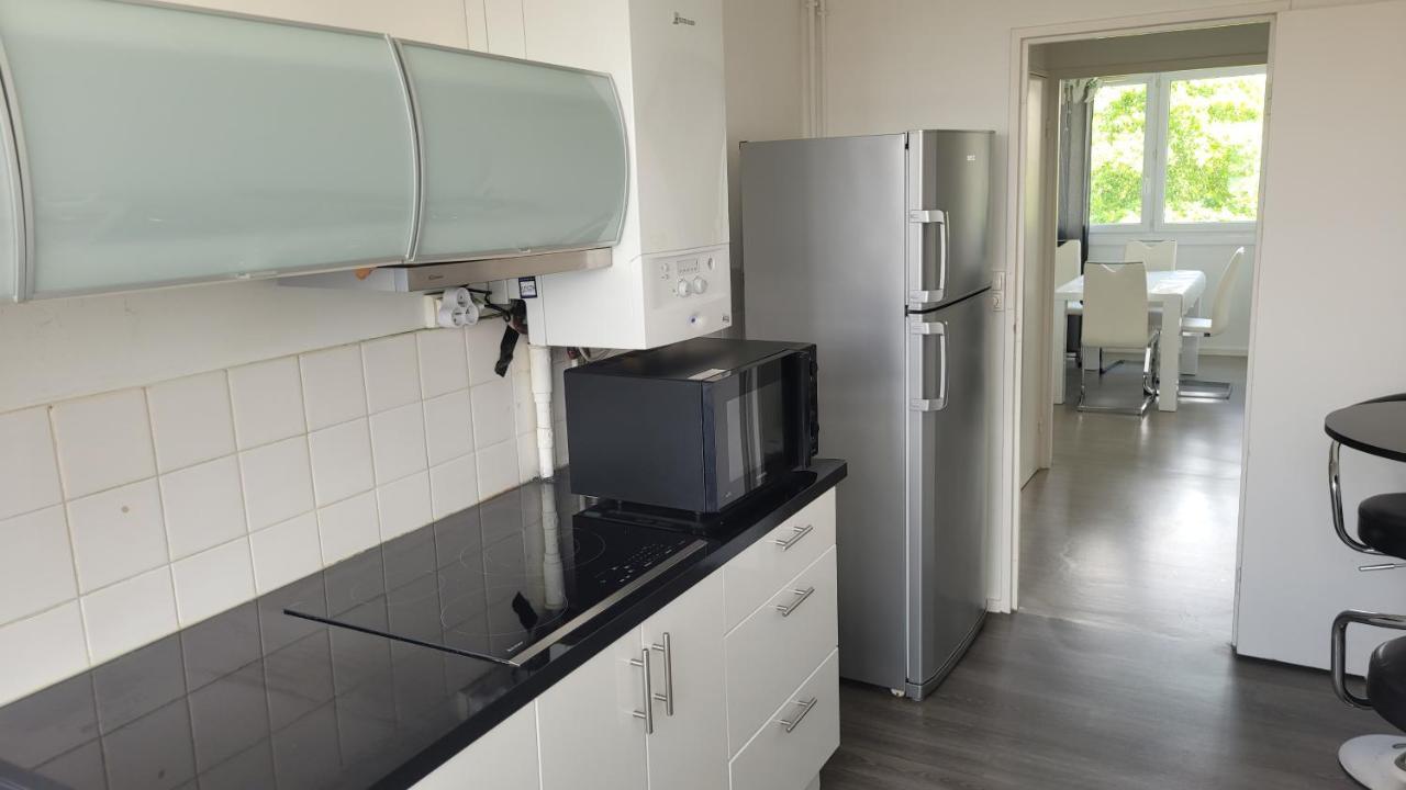 Appartement Lumineux Cholet Esterno foto